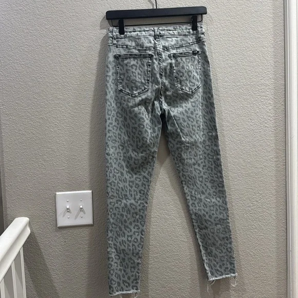 Joe's Jeans Gray Skinny Leopard Print - Picture 6 of 7